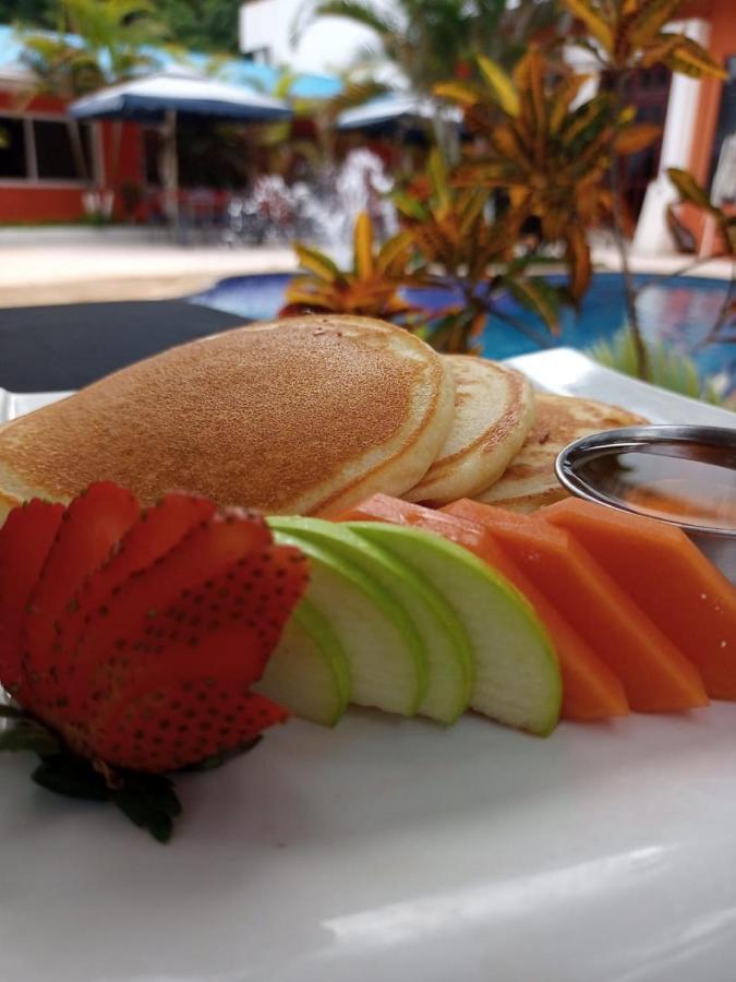Hotel Puerto Libre Puerto Barrios Dış mekan fotoğraf