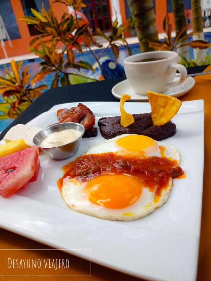 Hotel Puerto Libre Puerto Barrios Dış mekan fotoğraf