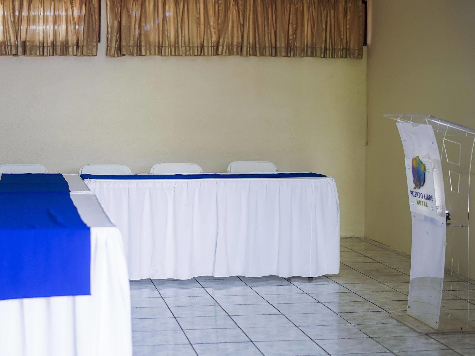 Hotel Puerto Libre Puerto Barrios Dış mekan fotoğraf